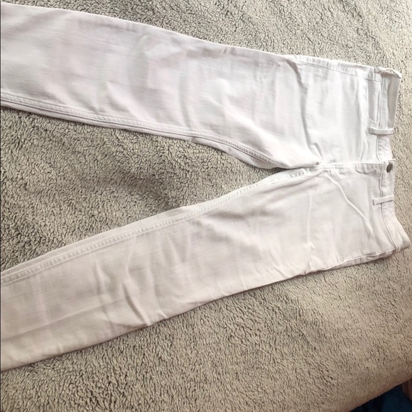 White Hollister jeans. - Picture 2 of 3